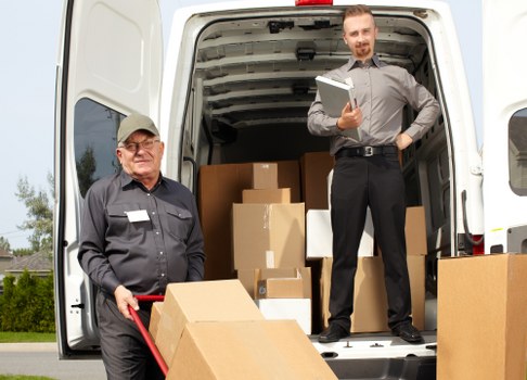 Moving truck service for homes in Fulham