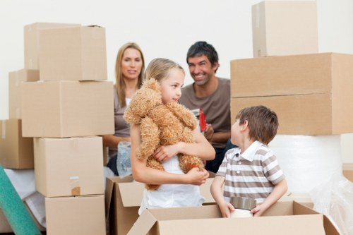 Local removals service supporting a Fulham property move